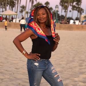 Meet your Posher, Sandra